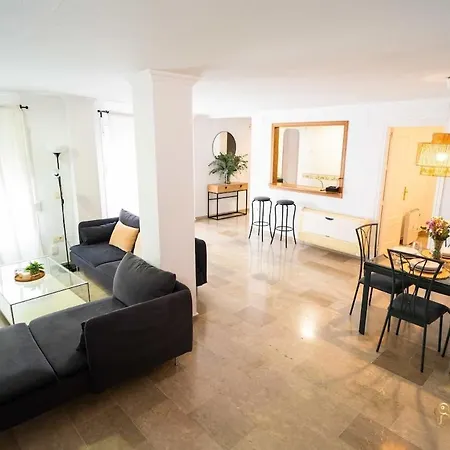 Downtown Duplex With Terrace In Apartamento Ronda